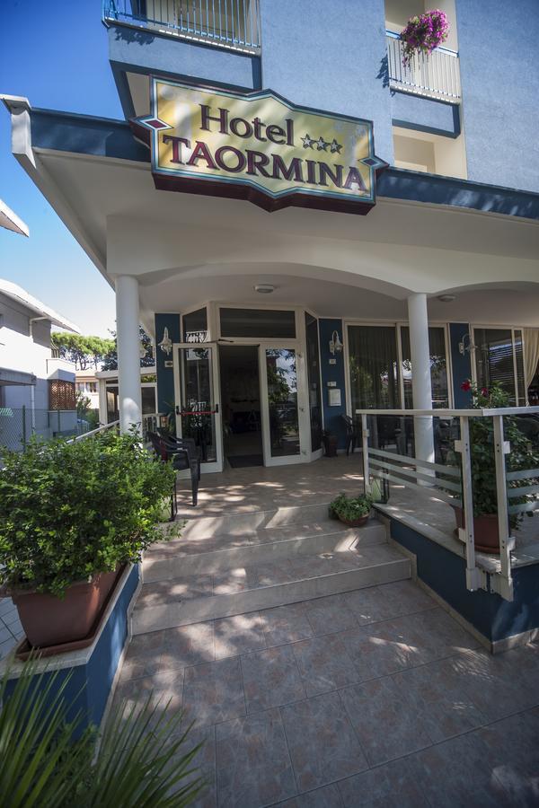 Hotel Taormina Riccione Eksteriør bilde