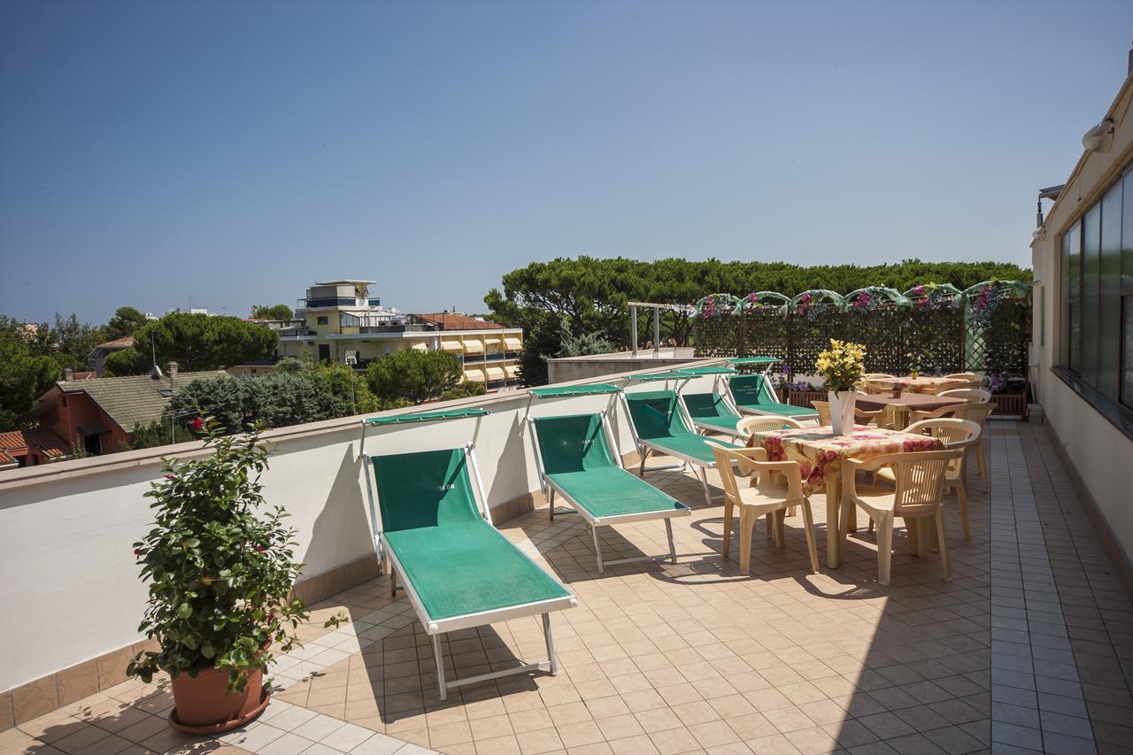 Hotel Taormina Riccione Eksteriør bilde