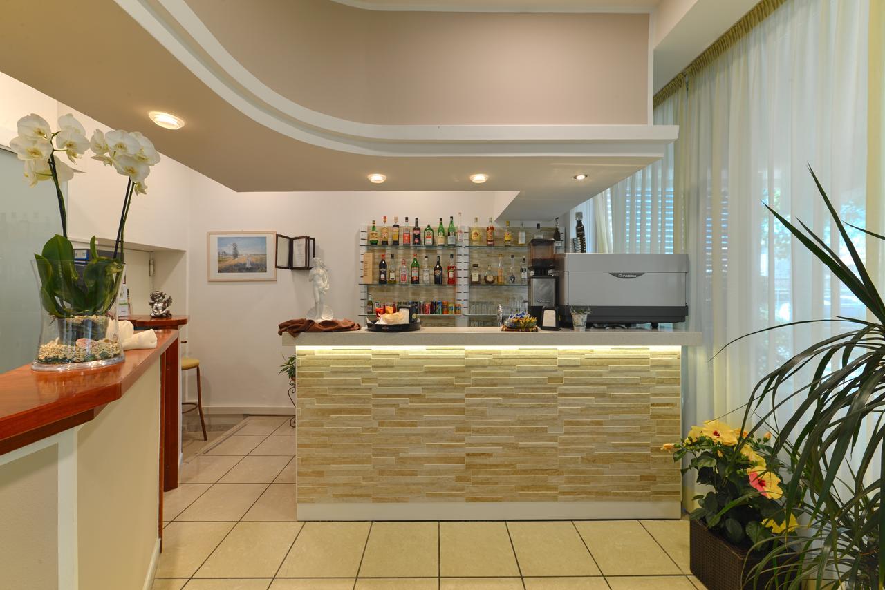 Hotel Taormina Riccione Eksteriør bilde