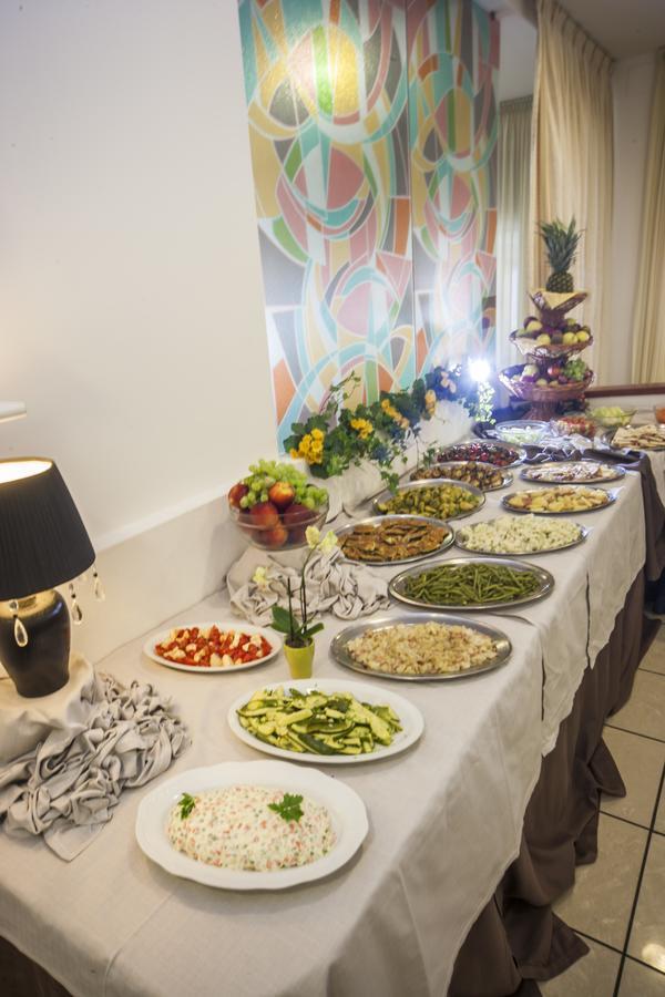 Hotel Taormina Riccione Eksteriør bilde