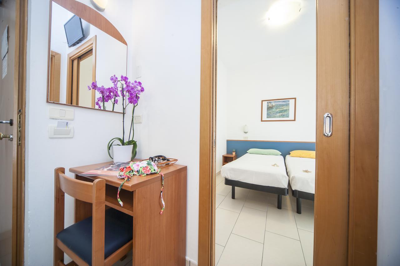 Hotel Taormina Riccione Eksteriør bilde